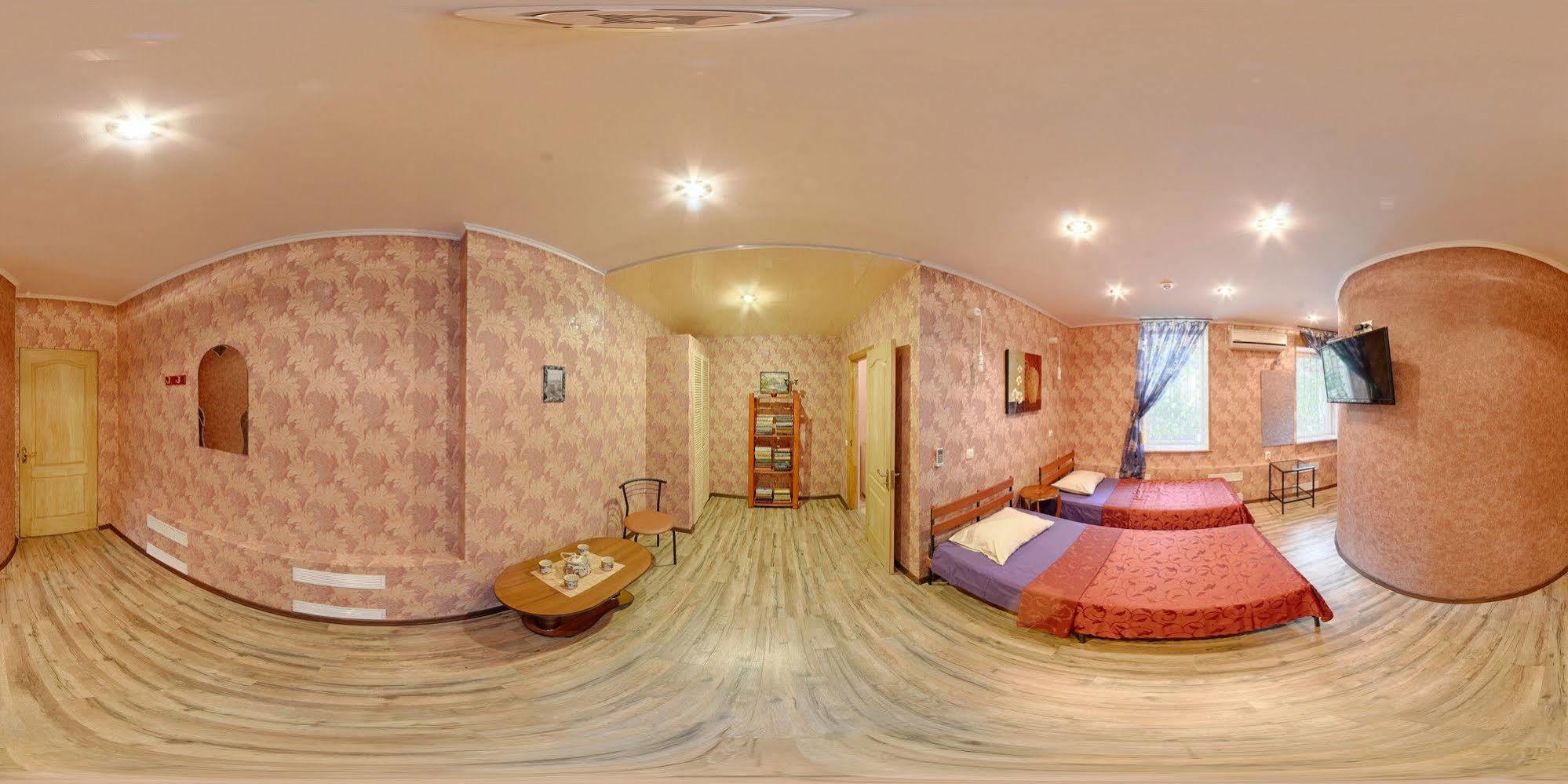 Yellow Unlimited Hotel 4 Kharkiv Exterior photo